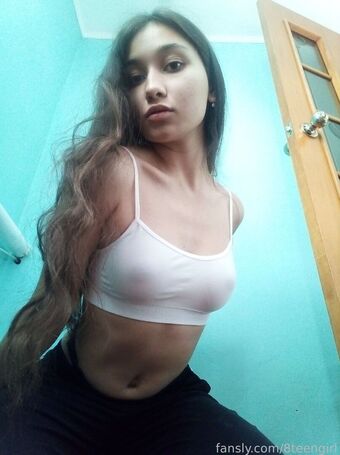 8teengirl Nude Leaks OnlyFans Photo 3