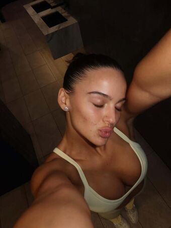 Aaliaschembrii Nude Leaks OnlyFans Photo 25