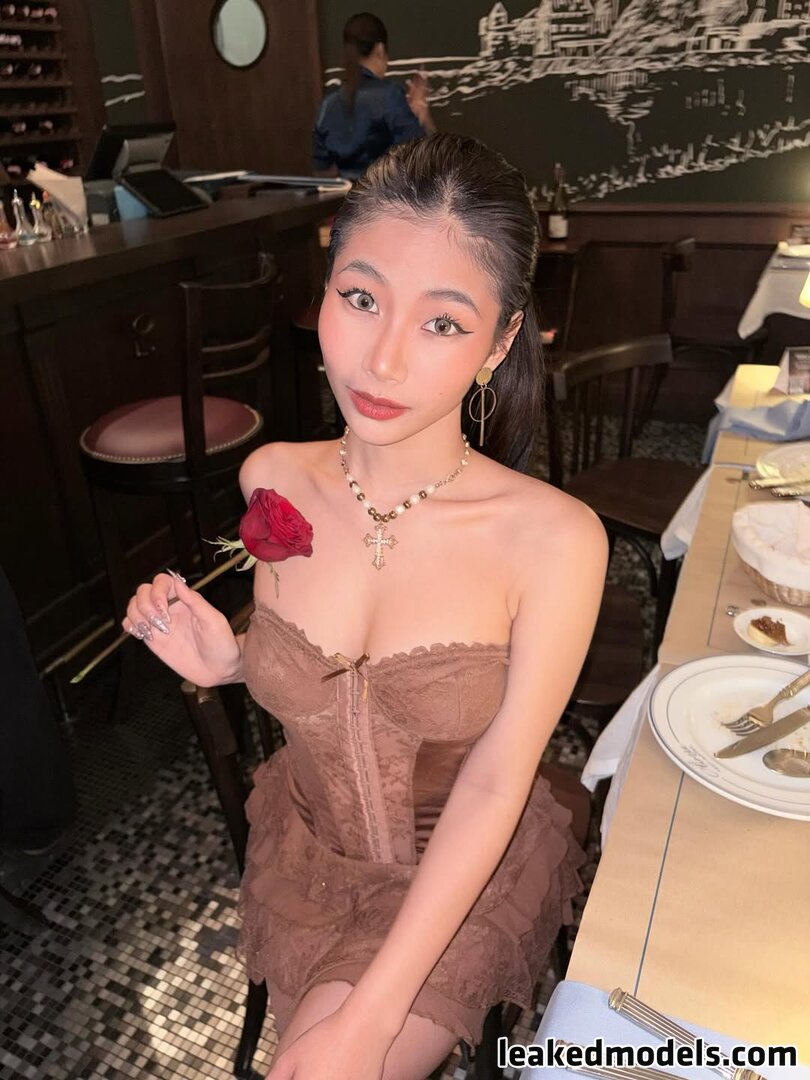 Saipetch B. / aaomhelloo Photo #71