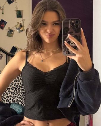 Adriana H.c Adrilonz Nude Leaks OnlyFans Photo 2