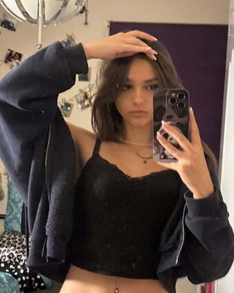 Adriana H.c Adrilonz Nude Leaks OnlyFans Photo 4