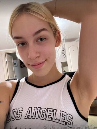 aerinemerald Nude Leaks OnlyFans Photo 14