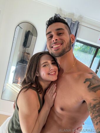 Alanarose8 AKA lra8215 Nude Leaks OnlyFans Photo 182