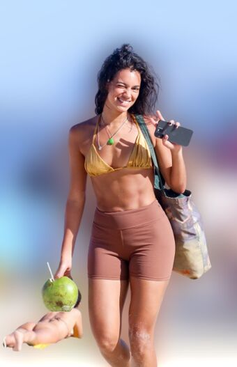 Alane Dias