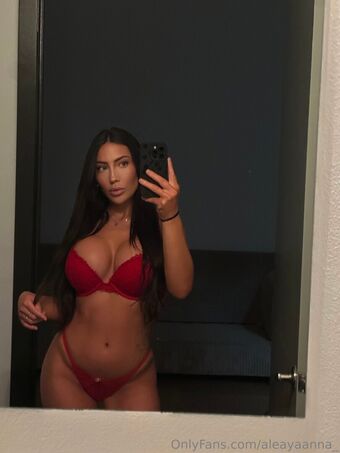 aleayaanna_