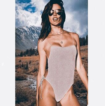 Alessandra Ambrosio Nude Leaks OnlyFans Photo 139