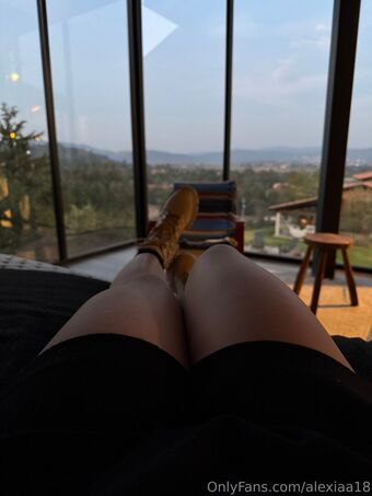 alexiaa18 Nude Leaks OnlyFans Photo 41