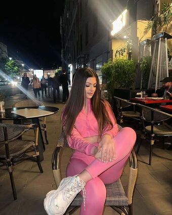 alice_mo