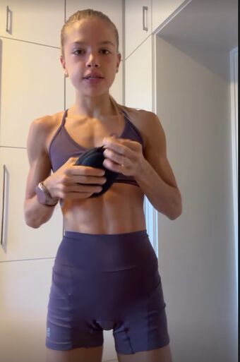 Aline Steffens Nude Leaks OnlyFans Photo 13