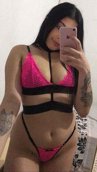 Aline Vitoria