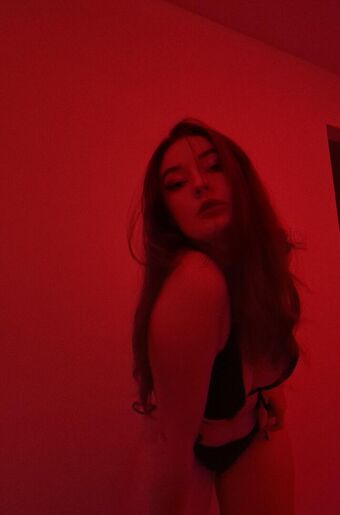Alisa Nude Leaks OnlyFans Photo 15