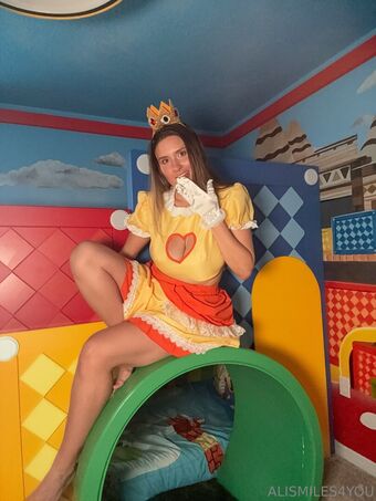 alismiles4you Nude Leaks OnlyFans Photo 68