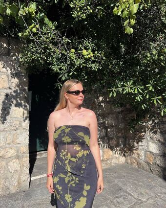 AlisonAnn Nude Leaks OnlyFans Photo 14