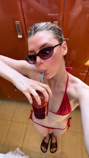 Alissa Violet