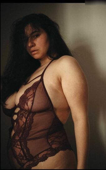 alleyesonlui model-kartei