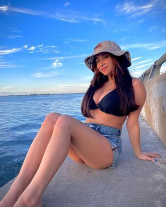allyn Nude Leaks OnlyFans Photo 10