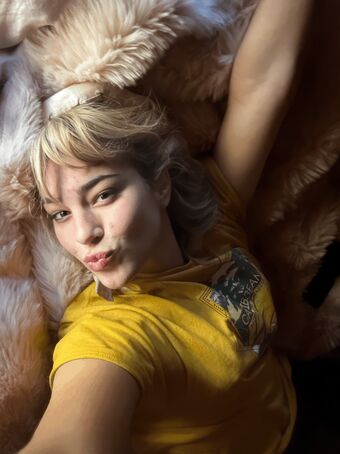 Ameinavan Nude Leaks OnlyFans Photo 3