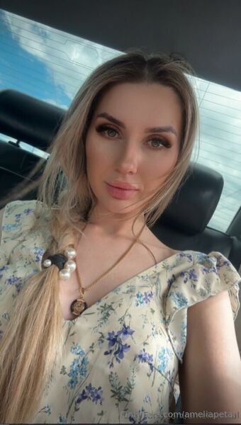 ameliapetal