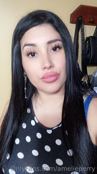 amelieperry