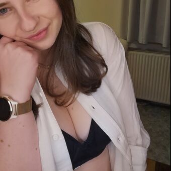 Amina Henderson