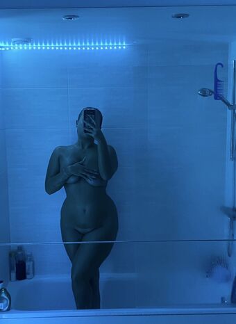 Amy Smith Nude Leaks OnlyFans Photo 9