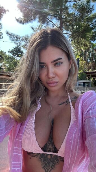Amydenise Nude Leaks OnlyFans Photo 3