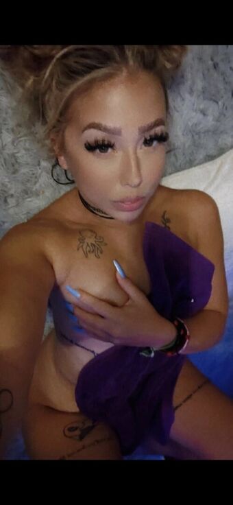 Amysonly145 Nude Leaks OnlyFans Photo 9