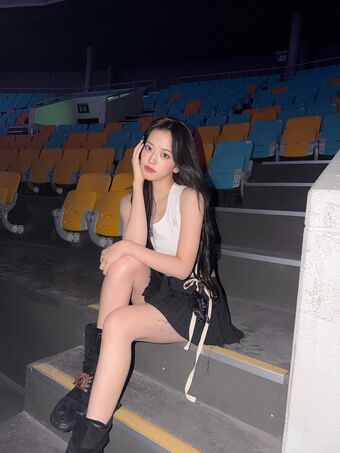 An Yujin 안유진 |