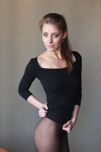 Anastasiya Peredistova Nude Leaks OnlyFans Photo 16