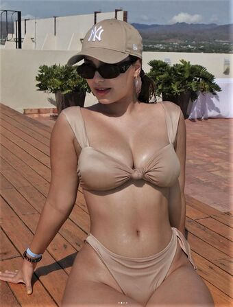 Andrea Chapa Nude Leaks OnlyFans Photo 9