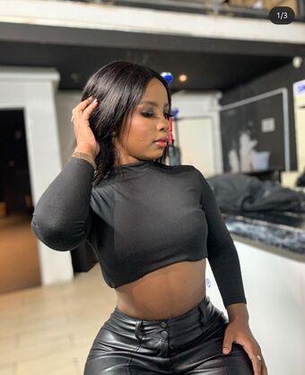 Anelay Ndlovu Nude Leaks OnlyFans Photo 1