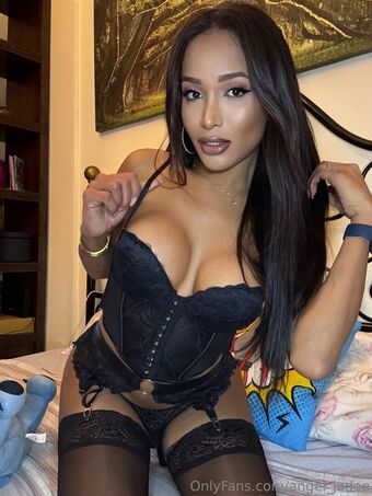 angel_jadee