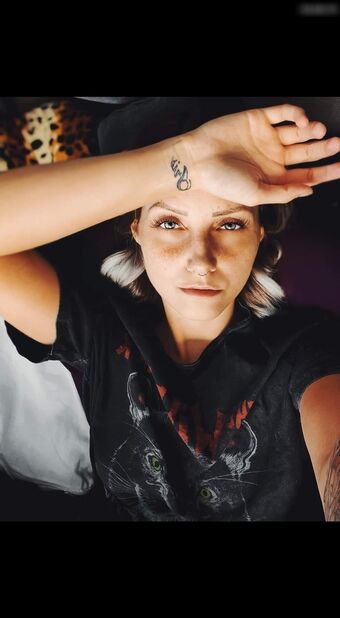 Angi.Unique Nude Leaks OnlyFans Photo 4