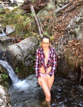 Anna Lichty Nude Leaks OnlyFans Photo 17