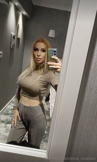anna_madison