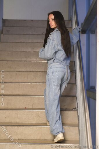 annaa_starr