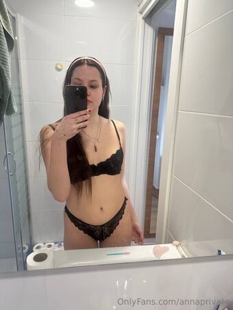 annaprivatee