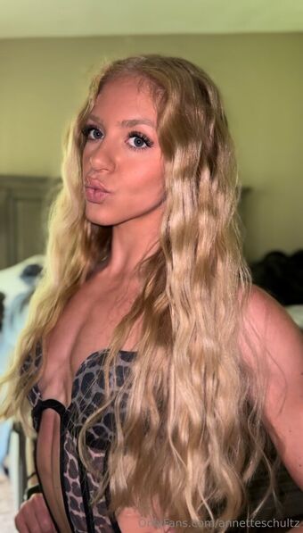 annetteschultz Nude Leaks OnlyFans Photo 5