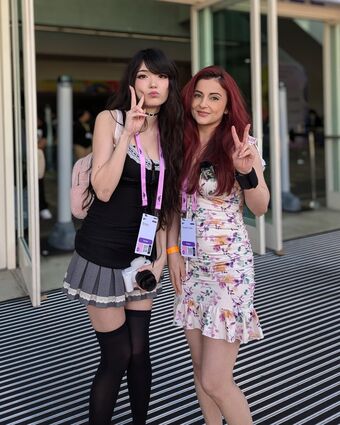 AnnieFuchsia