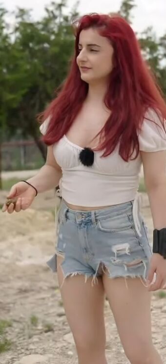 AnnieFuchsia