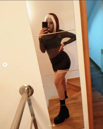 anuhiu Nude Leaks OnlyFans Photo 5
