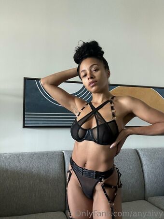 Anya Ivy Nude Leaks OnlyFans Photo 56