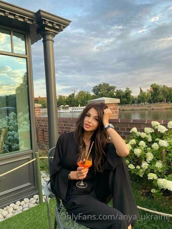 anya_ukraine