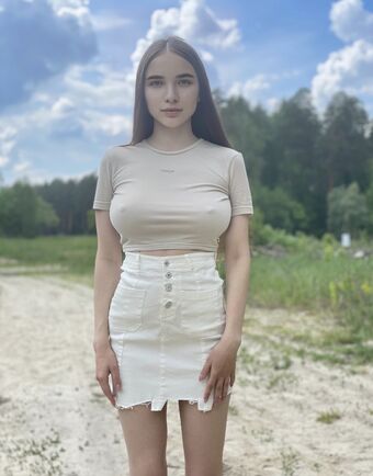 Anyuta Zaslavskaya Nude Leaks OnlyFans Photo 6