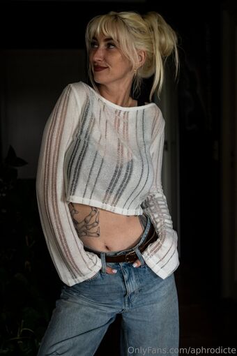 Aphrodicte Nude Leaks OnlyFans Photo 24