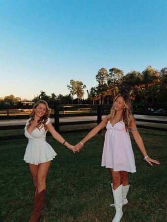 Ariana White Nude Leaks OnlyFans Photo 228