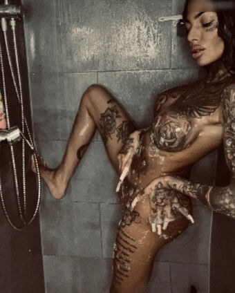 Arifekiz ( Ayliva ) Nude Leaks OnlyFans Photo 22