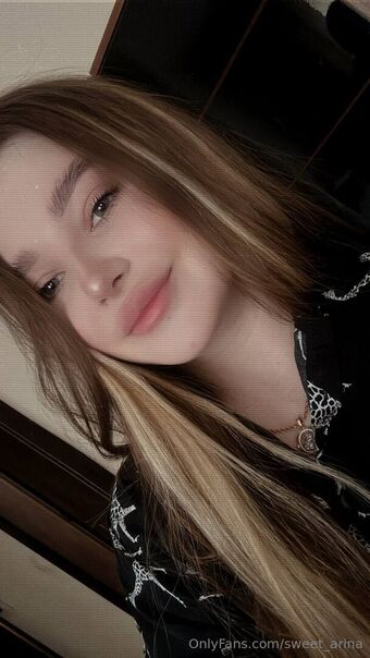 arina_hot