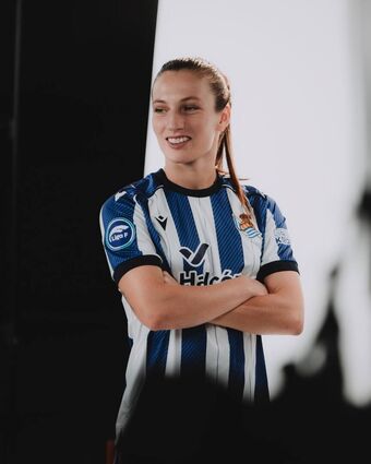 Arola Aparicio Nude Leaks OnlyFans Photo 5