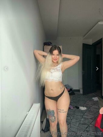 Arzu Yılmaz Nude Leaks OnlyFans Photo 24